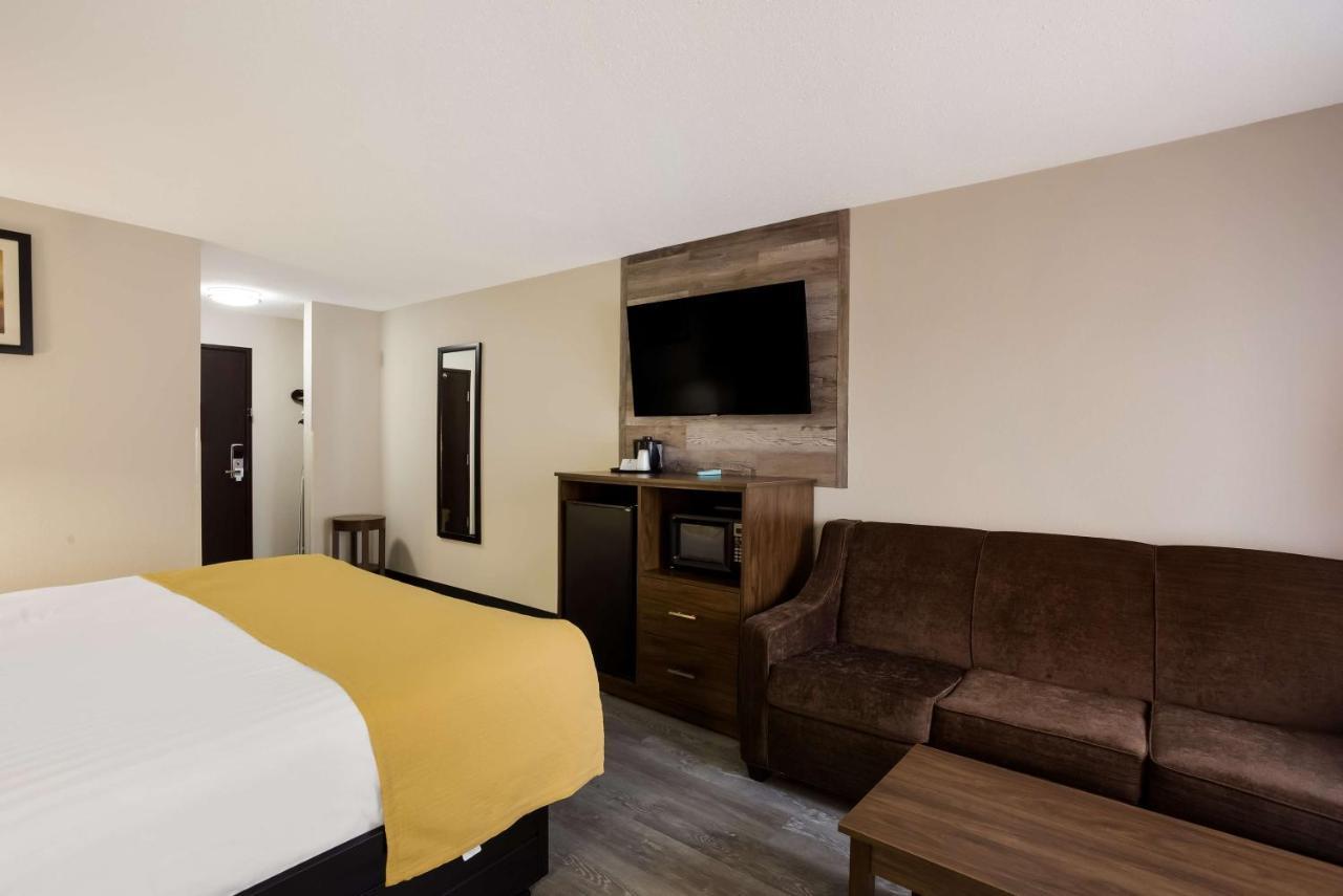 Best Western Crossroads Inn Schererville Exterior photo