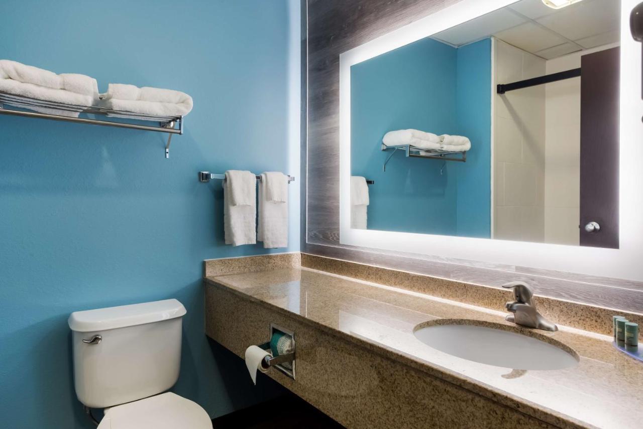 Best Western Crossroads Inn Schererville Exterior photo