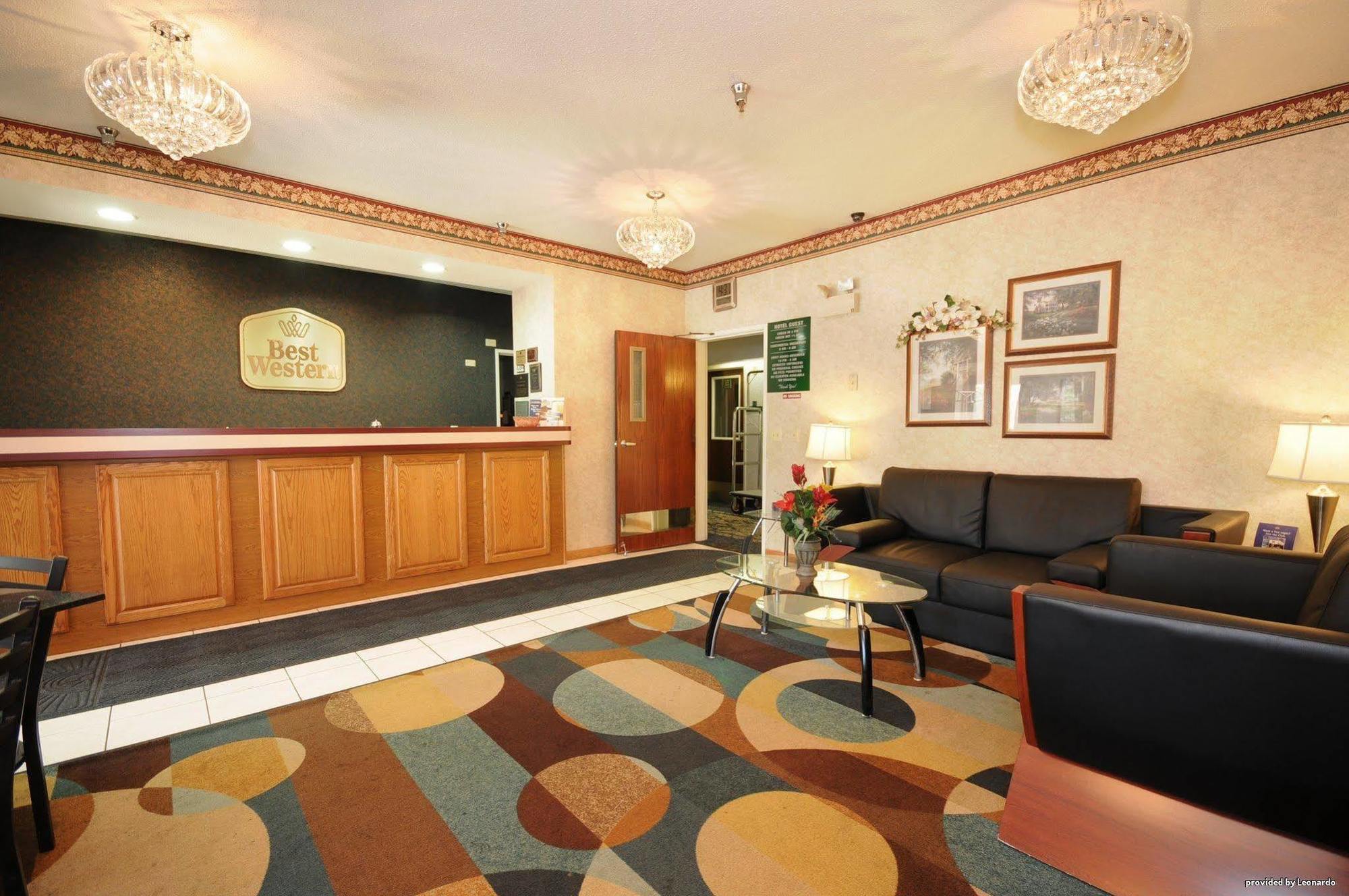 Best Western Crossroads Inn Schererville Exterior photo