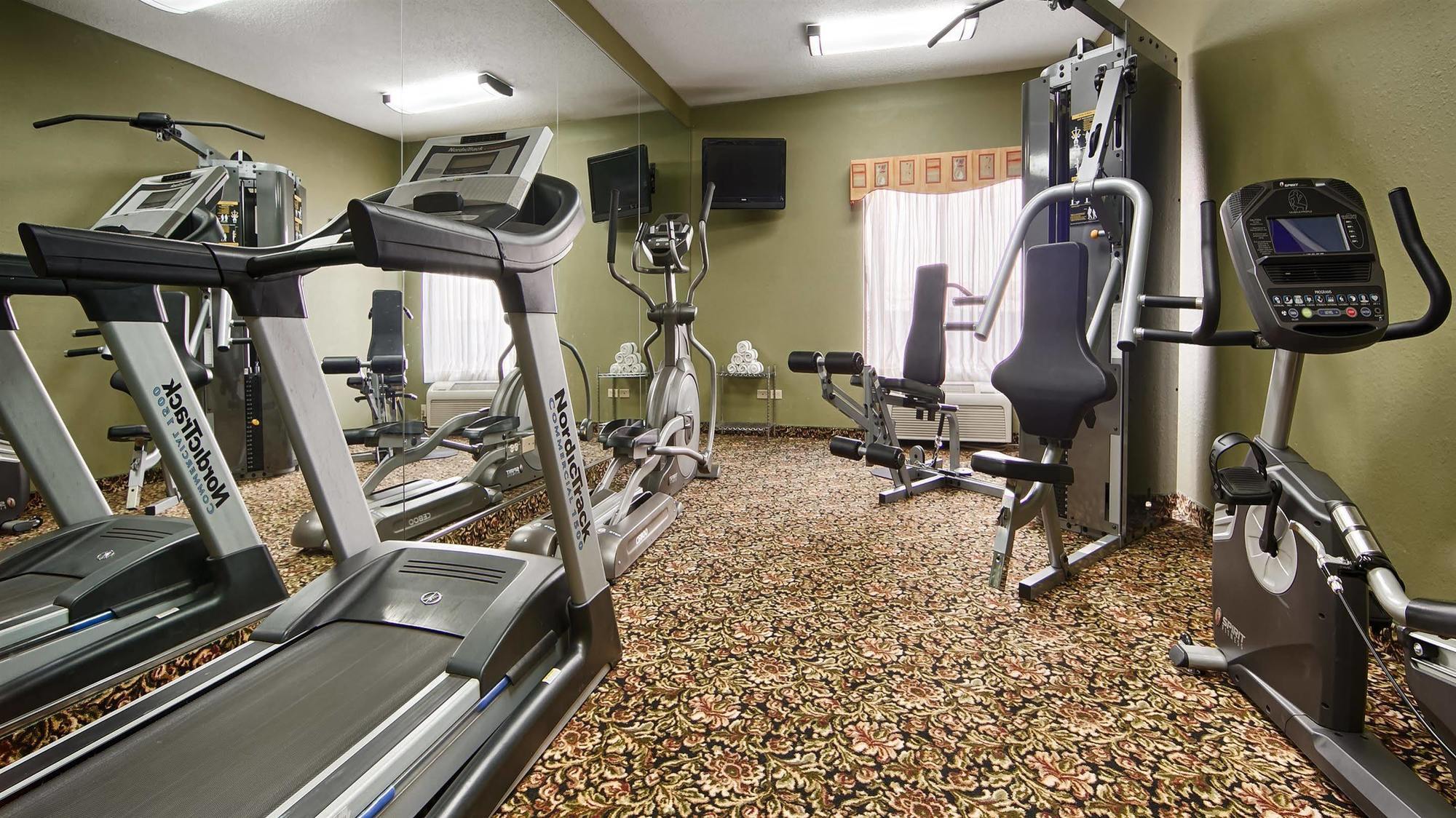 Best Western Crossroads Inn Schererville Exterior photo